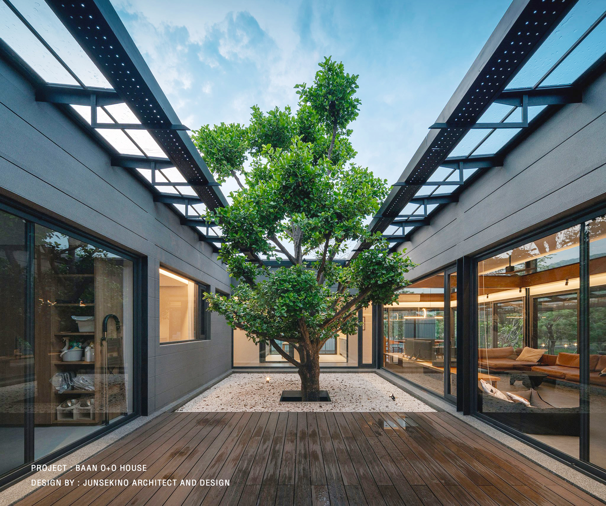 พื้นที่ Semi-Outdoor ด้วยแผ่นอะคริลิก Shinkolite